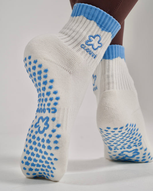 Breeze Mid Grip Socks