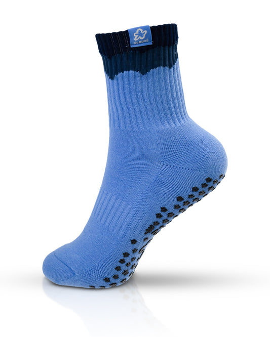 Skyline Peak Grip Socks